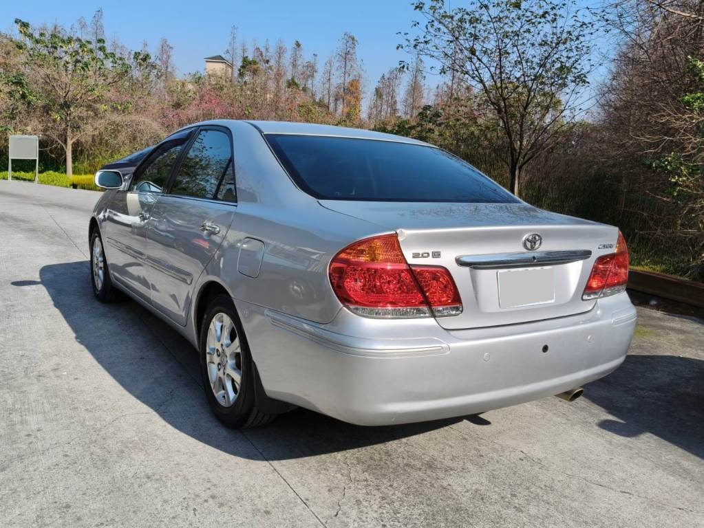 2.0G 自排 恆溫 天窗 電動椅 按摩椅 空氣濾清器 一手車 跑23萬 無待修 保證無泡水 無重大事故 車況優【意洽 : 0958-681555 Line 同電話，呂先生，歡迎聯絡】  第18張相片