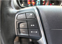 V40 轎旅車 1.6 T4 旗艦型 渦輪增壓 導航 ACC 全景天窗 倒車影像 自動停車系統 盲點偵測 【意 洽 :0958-681555 Line 同電話，呂先生，歡迎聯絡賞車，謝謝!】  第19張縮圖