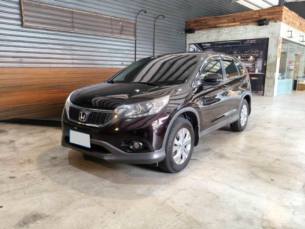 CR-V 第四代 休旅車 2.4 VTi 手自排快撥 恆溫 定速  一手車 跑10萬 認證車 可全額貸 原鈑件 無待修 保證無泡水 無重大事故 車況優【意 洽 :0958-681555 Line 同電話，呂先生，歡迎聯絡賞車，謝謝!】  第1張相片