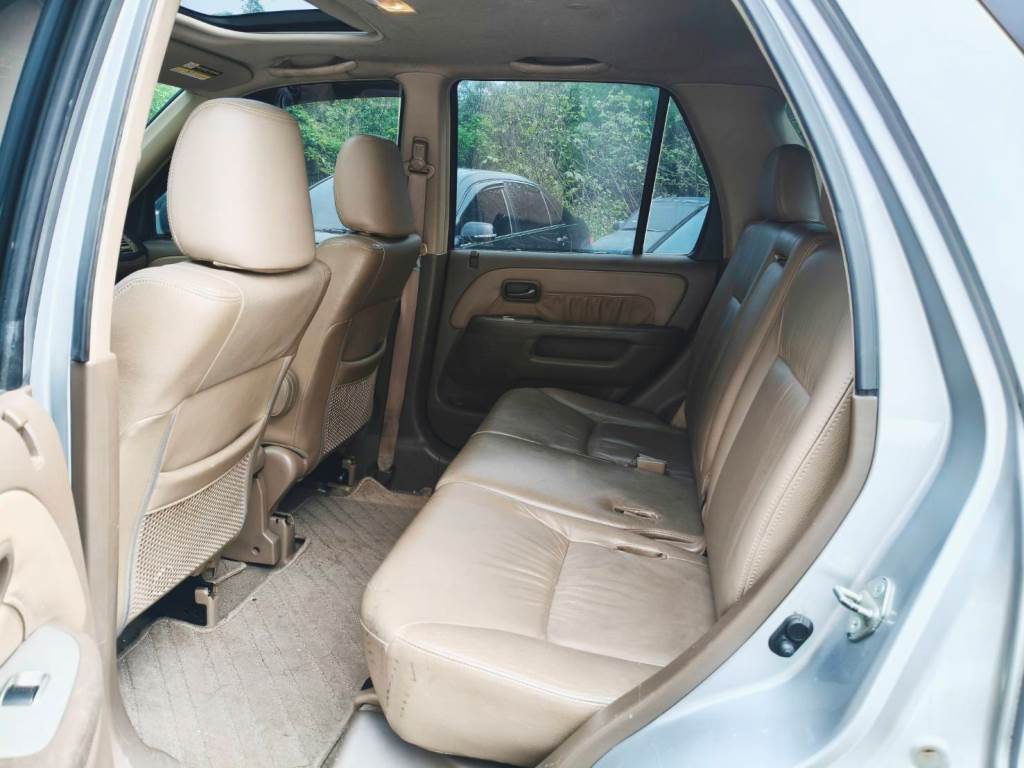 4WD 休旅車 CR-V 休旅車 2.0 4WD 自排 定速 導航 10吋安卓主機 無待修 保證無泡水 無重大事故 車況優【意 洽 :0958-681555 Line 同電話，呂先生，歡迎聯絡】  第4張相片