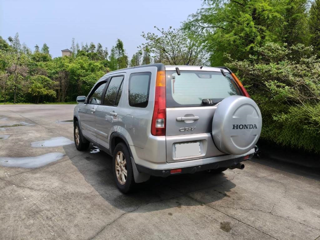 4WD 休旅車 CR-V 休旅車 2.0 4WD 自排 定速 導航 10吋安卓主機 無待修 保證無泡水 無重大事故 車況優【意 洽 :0958-681555 Line 同電話，呂先生，歡迎聯絡】  第14張相片