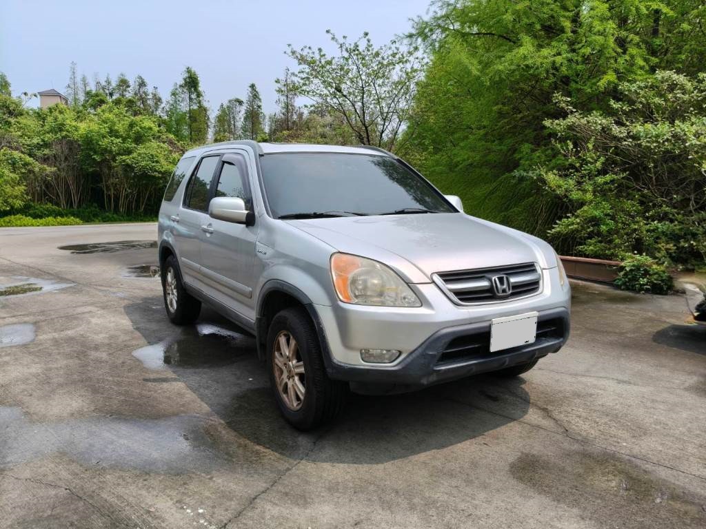 4WD 休旅車 CR-V 休旅車 2.0 4WD 自排 定速 導航 10吋安卓主機 無待修 保證無泡水 無重大事故 車況優【意 洽 :0958-681555 Line 同電話，呂先生，歡迎聯絡】  第15張相片