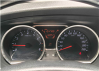 1.6 豪華版 自排 恆溫 導航 倒車影像 車頂行李架  一手車 跑15萬 無待修 保證無泡水 無重大事故 車況優【意洽 : 0958-681555 Line 同電話，呂先生，歡迎聯絡】  第6張縮圖
