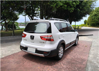 1.6 豪華版 自排 恆溫 導航 倒車影像 車頂行李架  一手車 跑15萬 無待修 保證無泡水 無重大事故 車況優【意洽 : 0958-681555 Line 同電話，呂先生，歡迎聯絡】  第14張縮圖