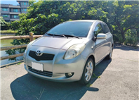 2007年式 YARIS 一手車 保證無泡水 無重大事故 車況佳【意 洽 :0958-681555 Line 同電話，呂先生，歡迎聯絡賞車，謝謝!】  第1張縮圖