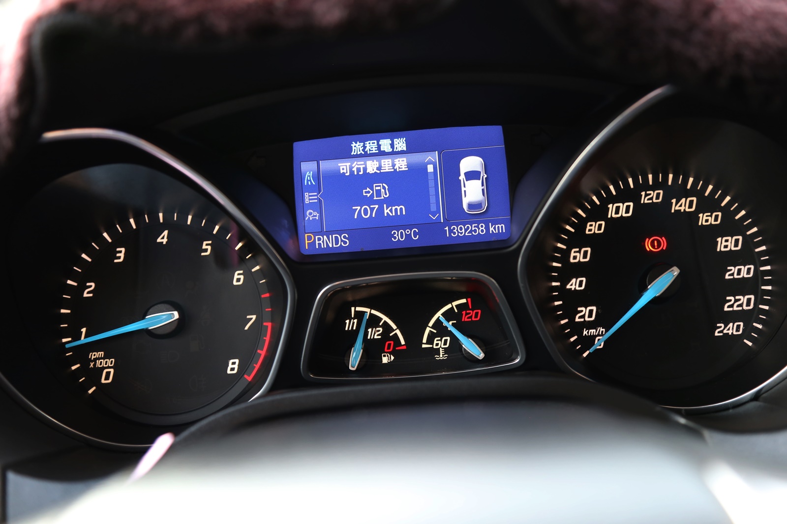 實車實價 可線上視訊賞車 FB搜尋【誠信小邱 專業中古車經理人】  第7張相片