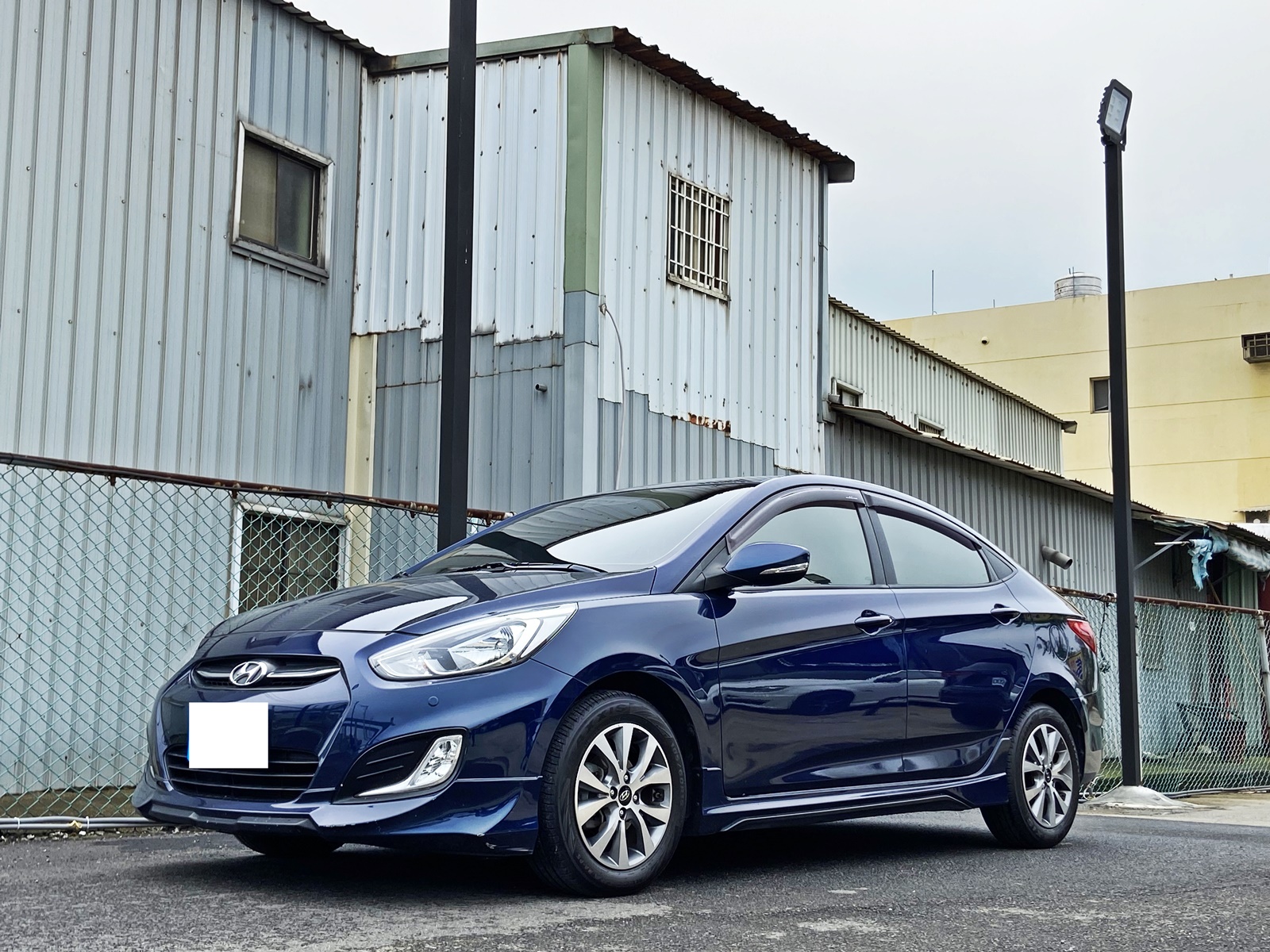 實車實價 可線上視訊賞車 FB搜尋【誠信小邱 專業中古車經理人】  第1張相片