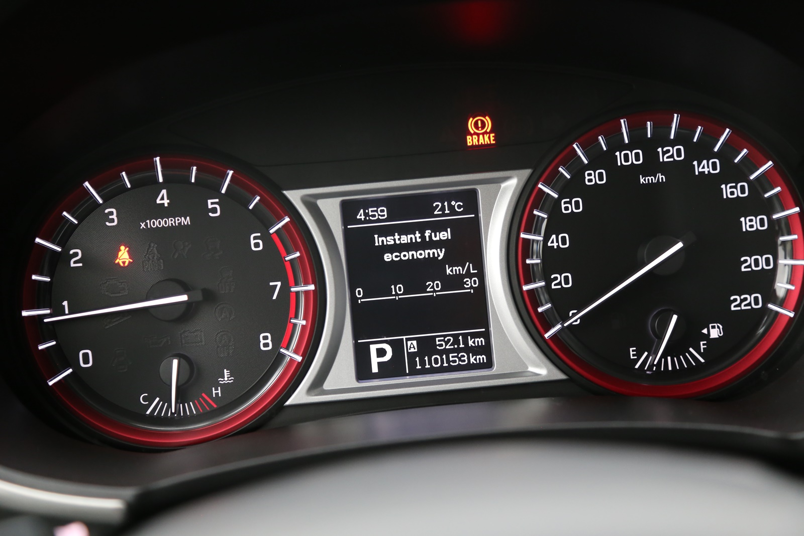 實車實價 可線上視訊賞車 FB搜尋【誠信小邱 專業中古車經理人】  第17張相片