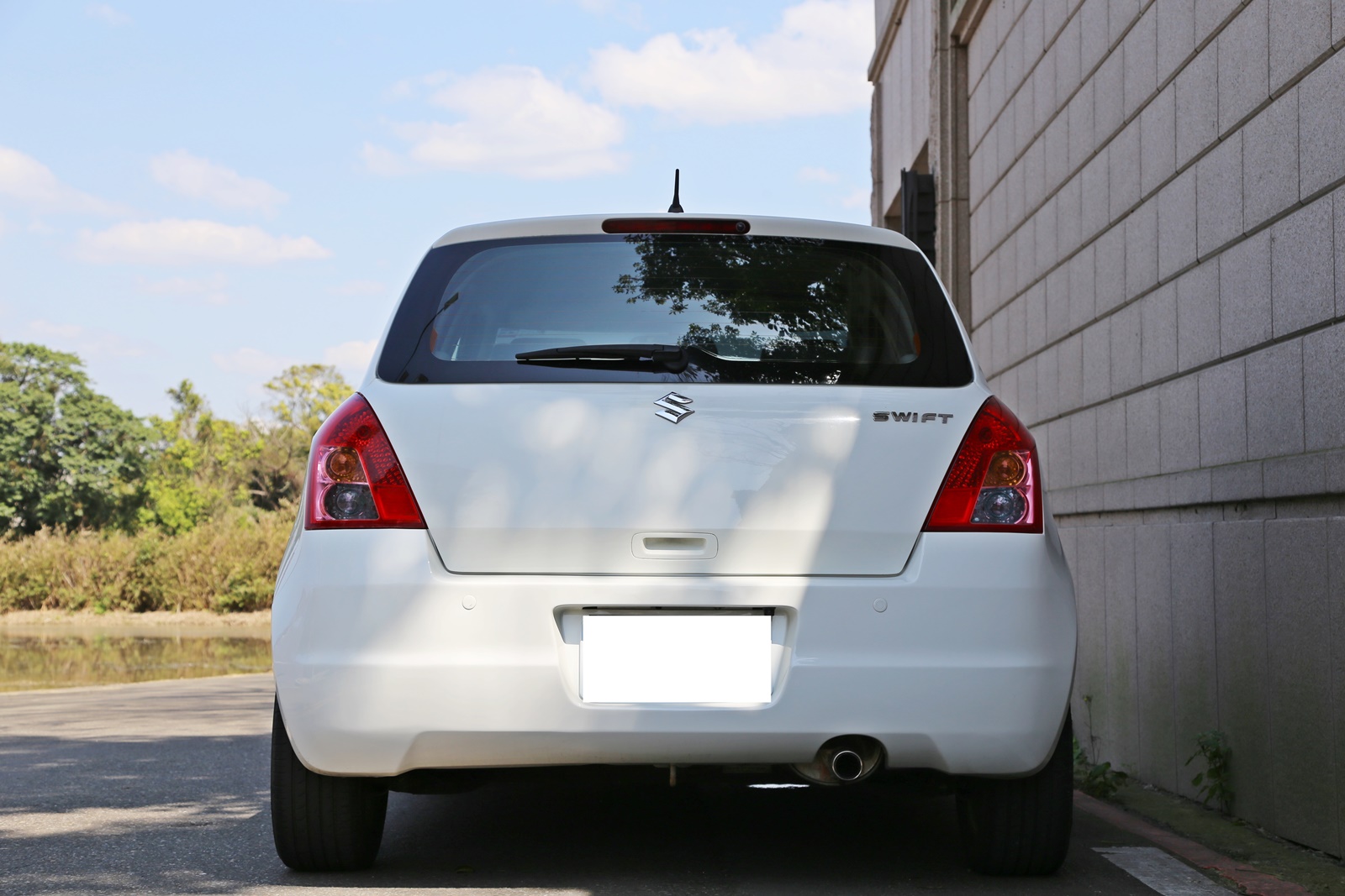 實車實價 可線上視訊賞車 FB搜尋【誠信小邱 專業中古車經理人】  第5張相片