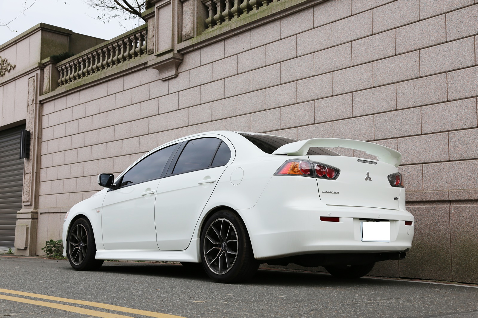 實車實價 可線上視訊賞車 FB搜尋【誠信小邱 專業中古車經理人】  第3張相片
