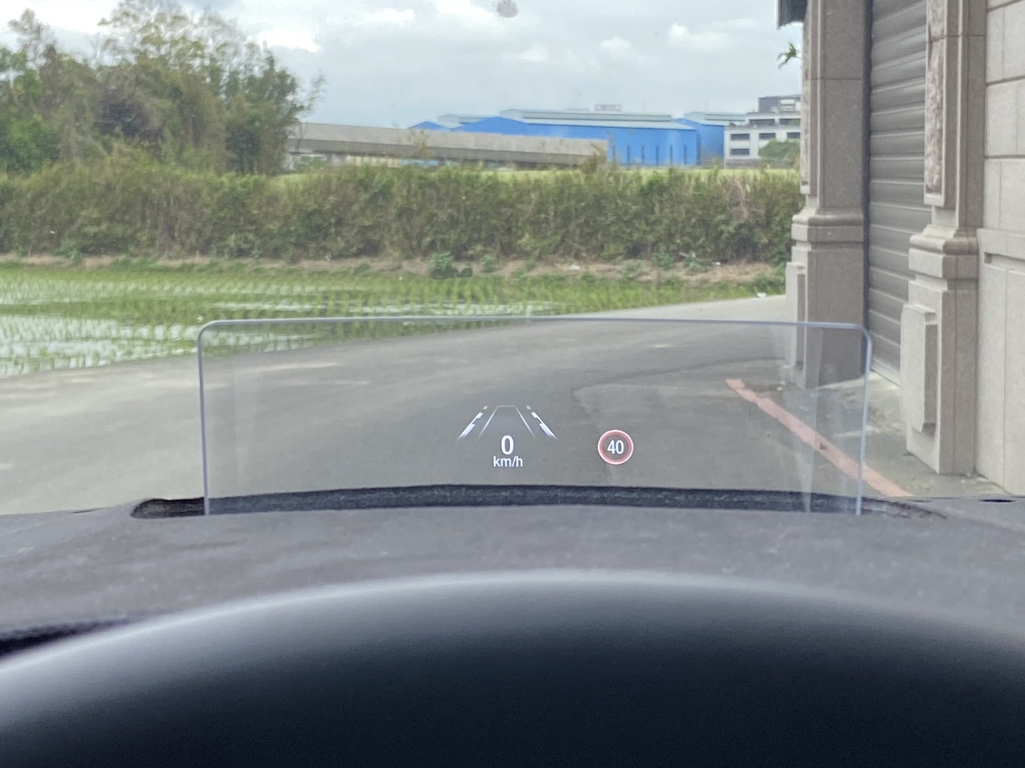 實車實價 可線上視訊賞車 FB搜尋【誠信小邱 專業中古車經理人】  第11張相片