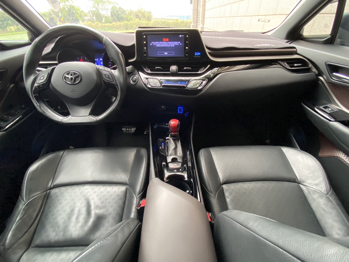 實車實價 精品改裝 可線上視訊賞車 FB搜尋【誠信小邱 專業中古車經理人】  第6張相片