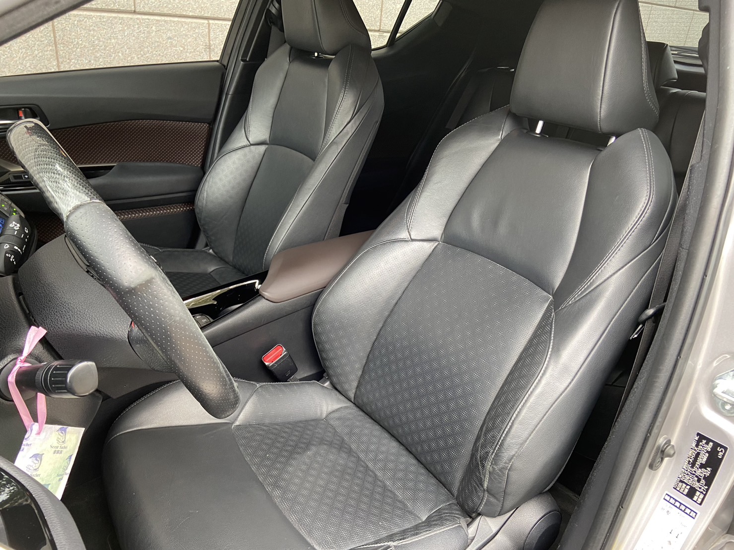 實車實價 精品改裝 可線上視訊賞車 FB搜尋【誠信小邱 專業中古車經理人】  第16張相片