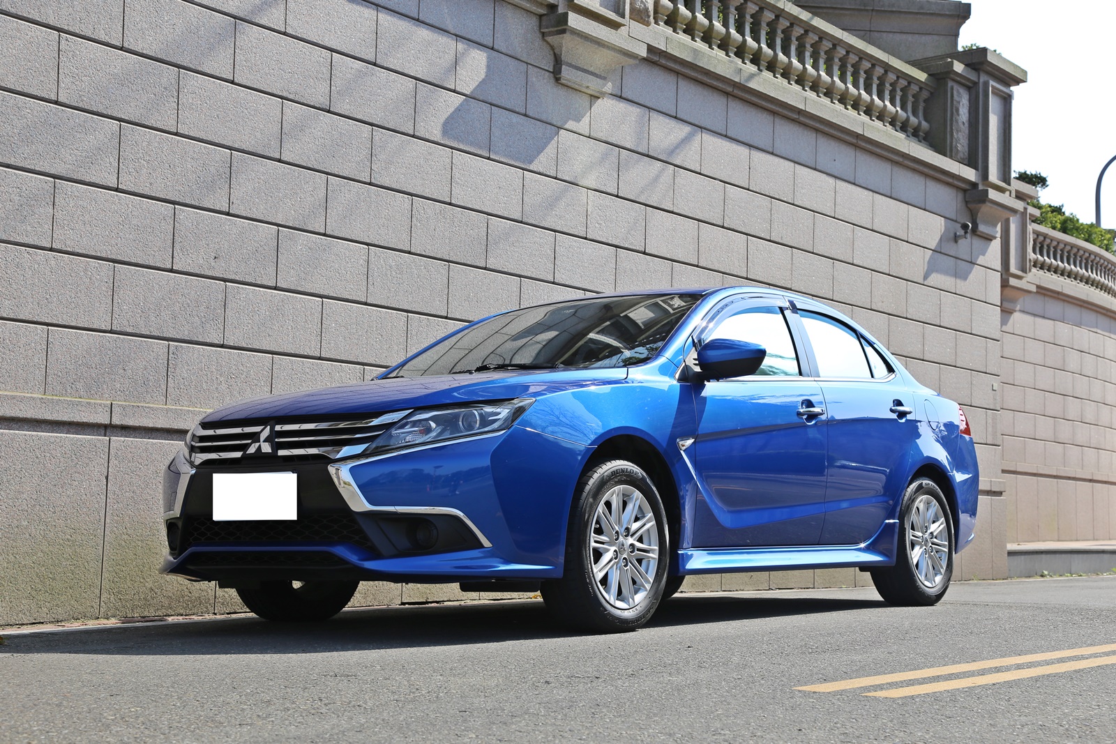 實車實價 可線上視訊賞車 FB搜尋【誠信小邱 專業中古車經理人】  第1張相片