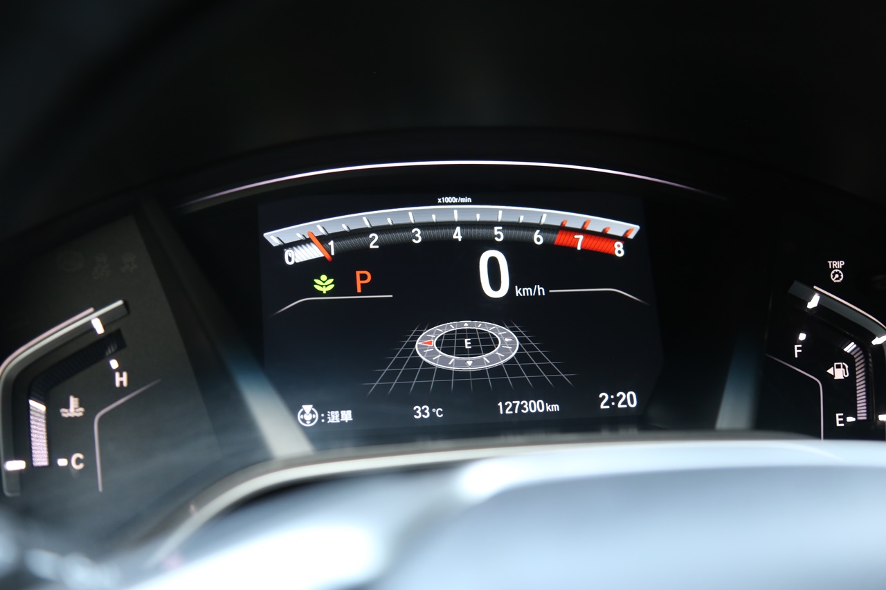 實車實價 可線上視訊賞車 FB搜尋【誠信小邱 專業中古車經理人】  第13張相片