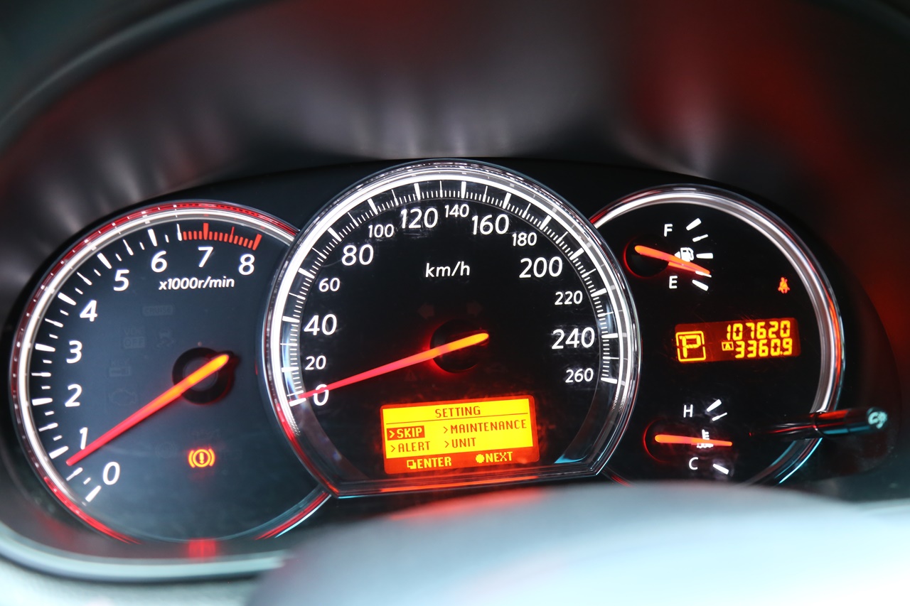 實車實價 可線上視訊賞車 FB搜尋【誠信小邱 專業中古車經理人】  第7張相片