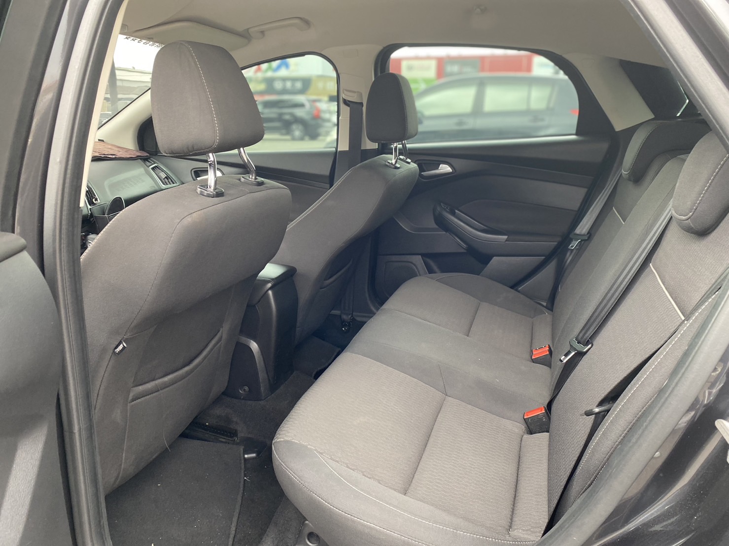 實車實價 FB搜尋【誠信小邱 專業中古車經理人】全額貸款低利率0元交車  第4張相片