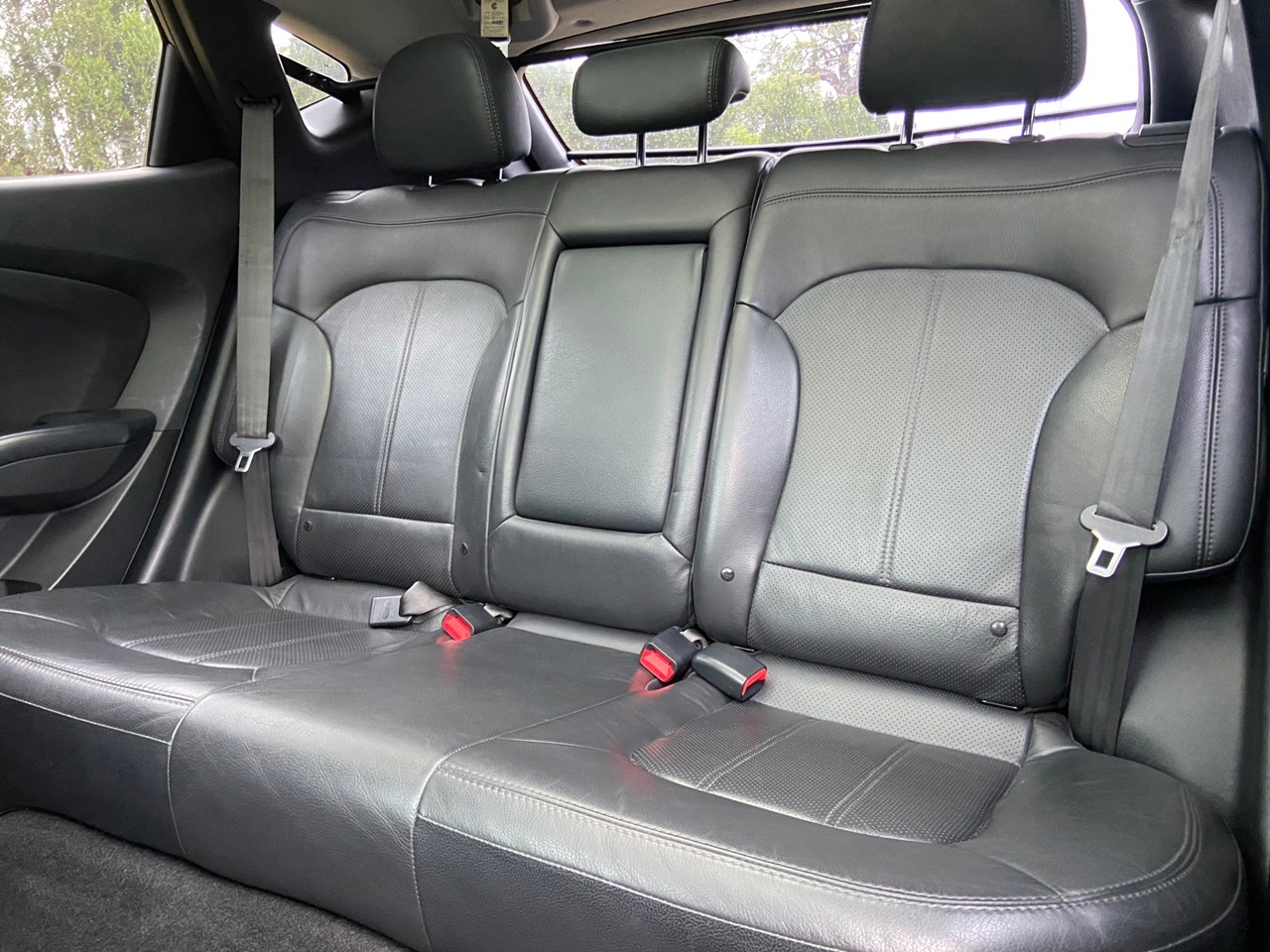 實車實價 FB搜尋【誠信小邱 專業中古車經理人】全額貸款低利率0元交車  第14張相片