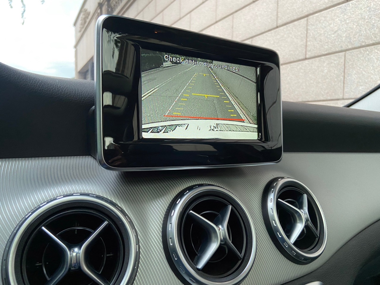 加規大滿配 GLA250 AMG 實車實價 FB搜尋 誠信小邱 專業中古車經理人  第14張相片