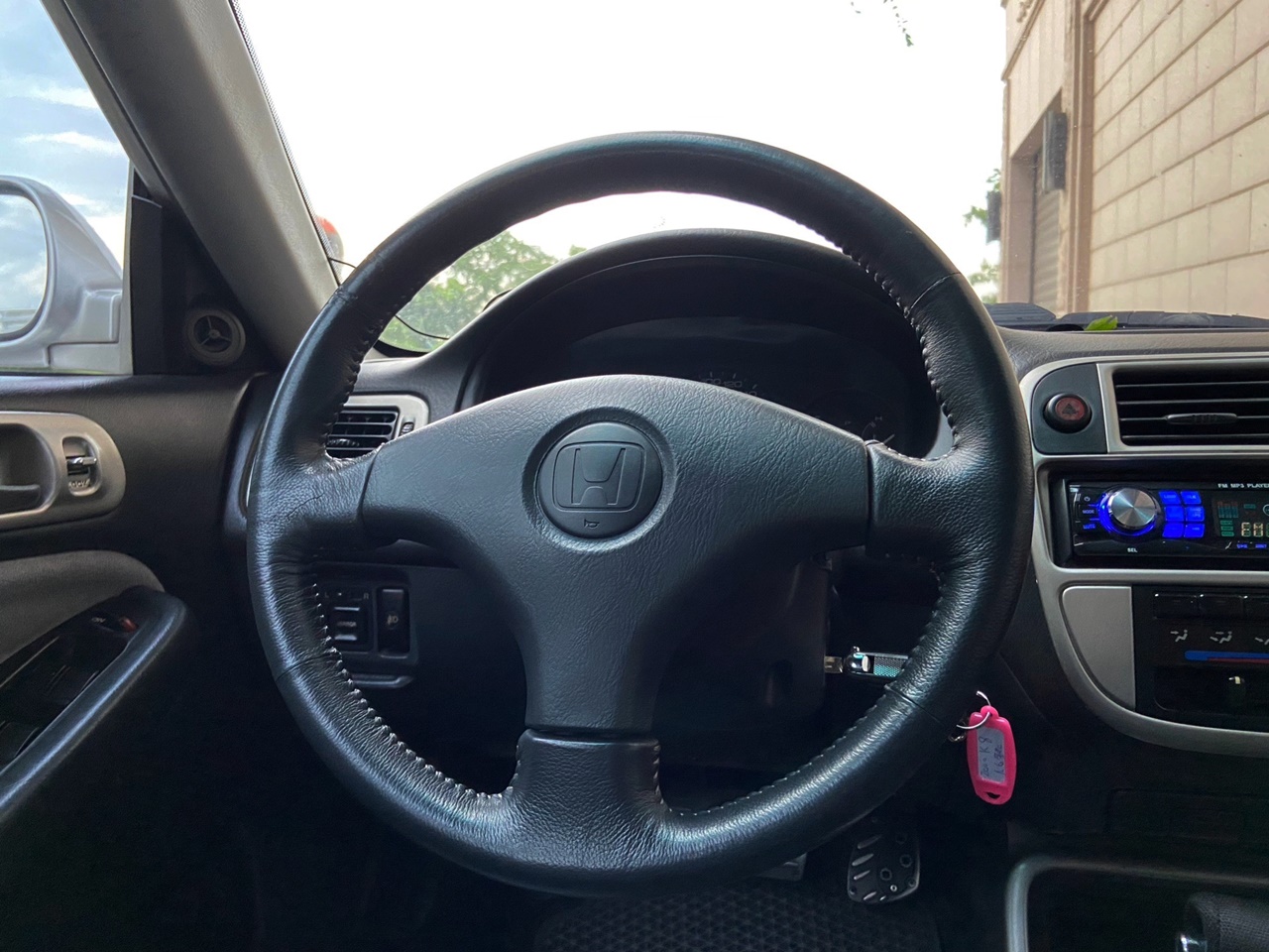實車實價 FB搜尋【誠信小邱 專業中古車經理人】全額貸款低利率0元交車  第4張相片