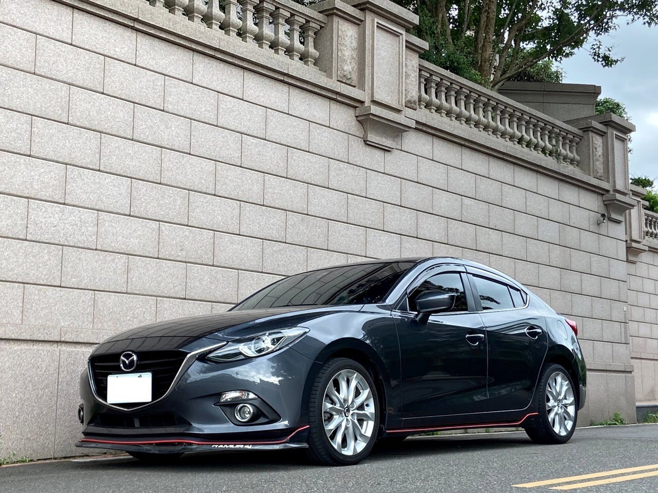 實車實價 FB搜尋【誠信小邱 專業中古車經理人】全額貸款低利率0元交車  第1張相片