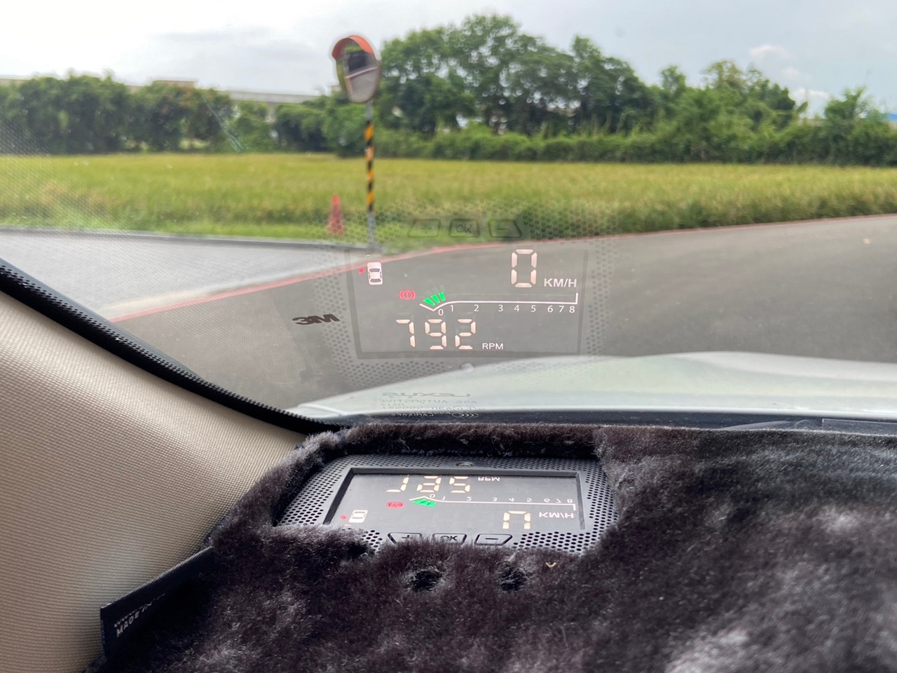 實車實價 FB搜尋【誠信小邱 專業中古車經理人】全額貸款低利率0元交車  第9張相片