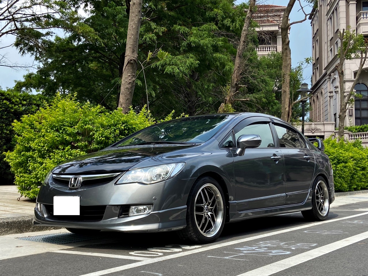 實車實價 FB搜尋【誠信小邱 專業中古車經理人】全額貸款低利率0元交車  第1張相片