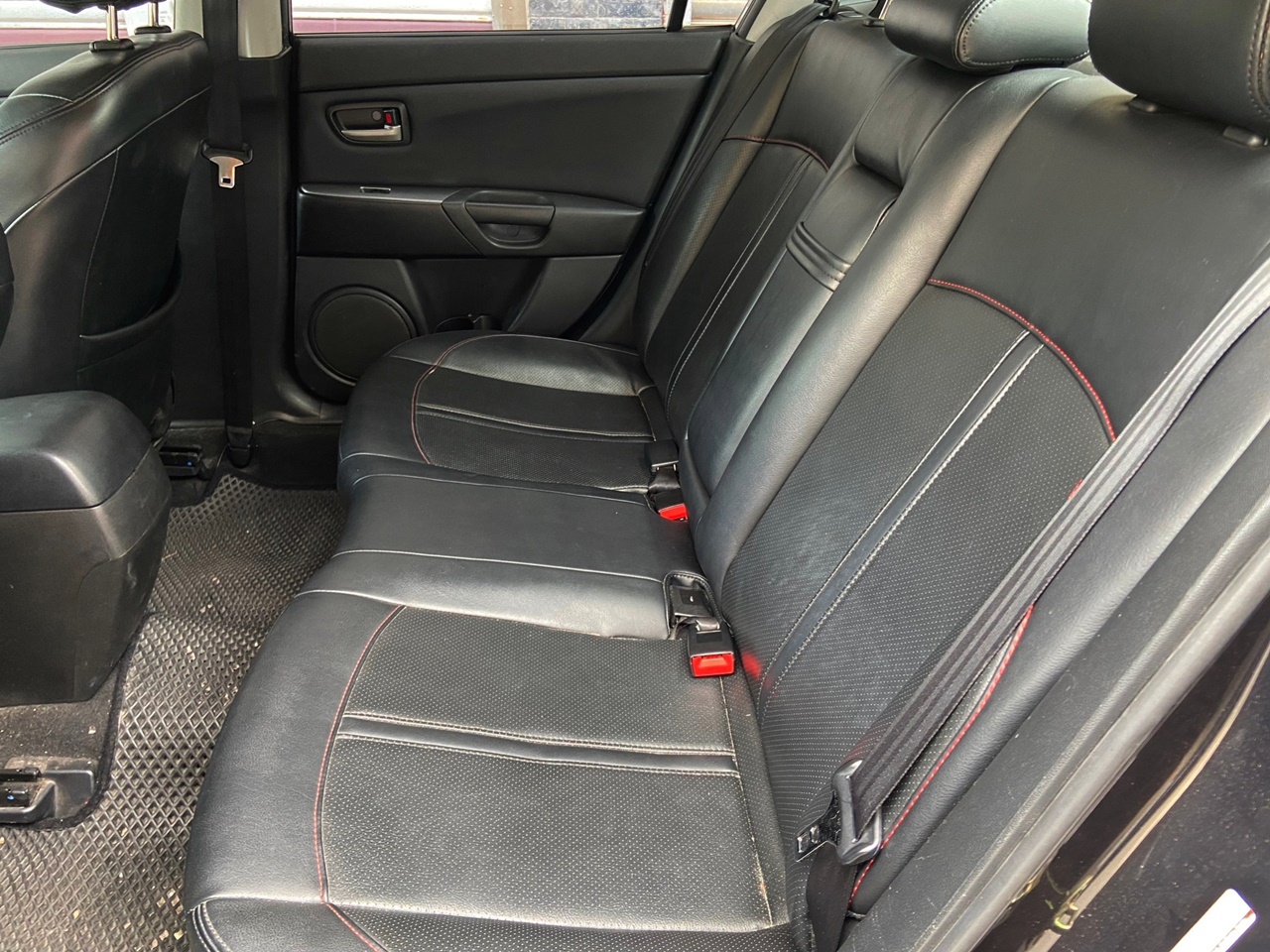 實車實價 FB搜尋【誠信小邱 專業中古車經理人】全額貸款低利率0元交車  第11張相片