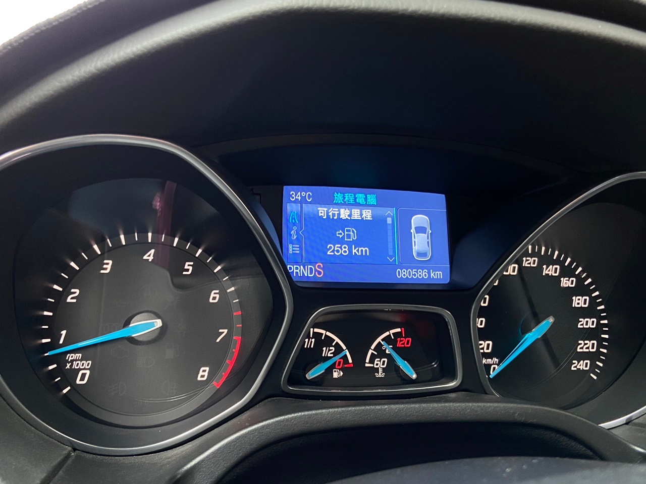 一手車 原廠保養 實車實價 FB搜尋【誠信小邱 專業中古車經理人】全額貸款低利率  第9張相片