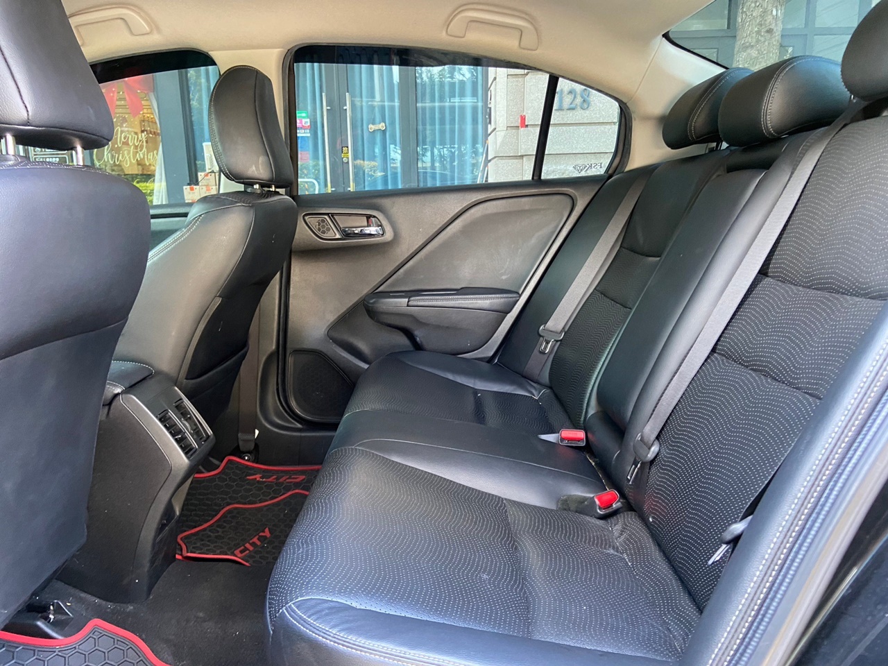 實車實價 FB搜尋【誠信小邱 專業中古車經理人】全額貸款低利率  第10張相片