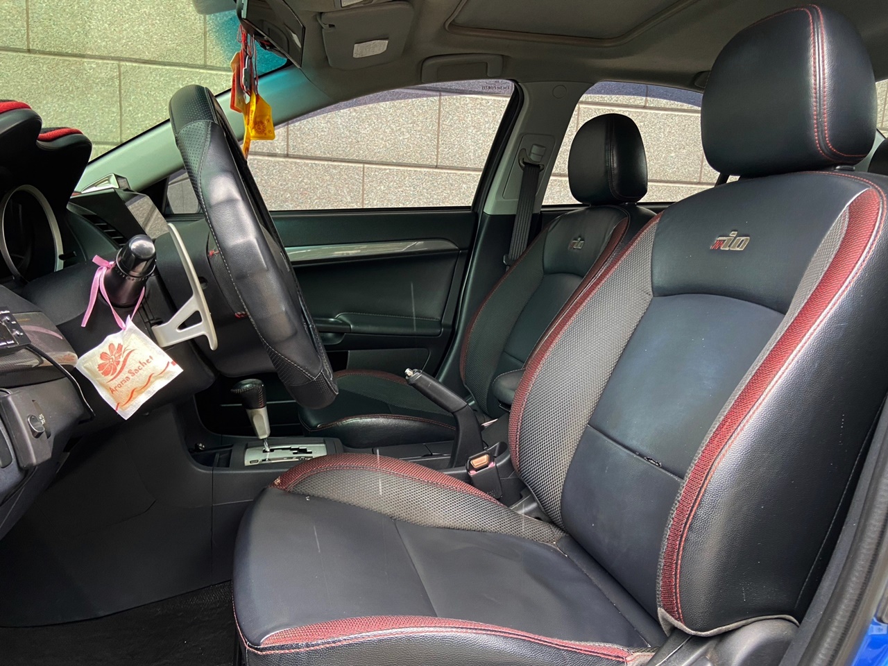 實車實價 FB搜尋【誠信小邱 專業中古車經理人】全額貸款低利率  第9張相片