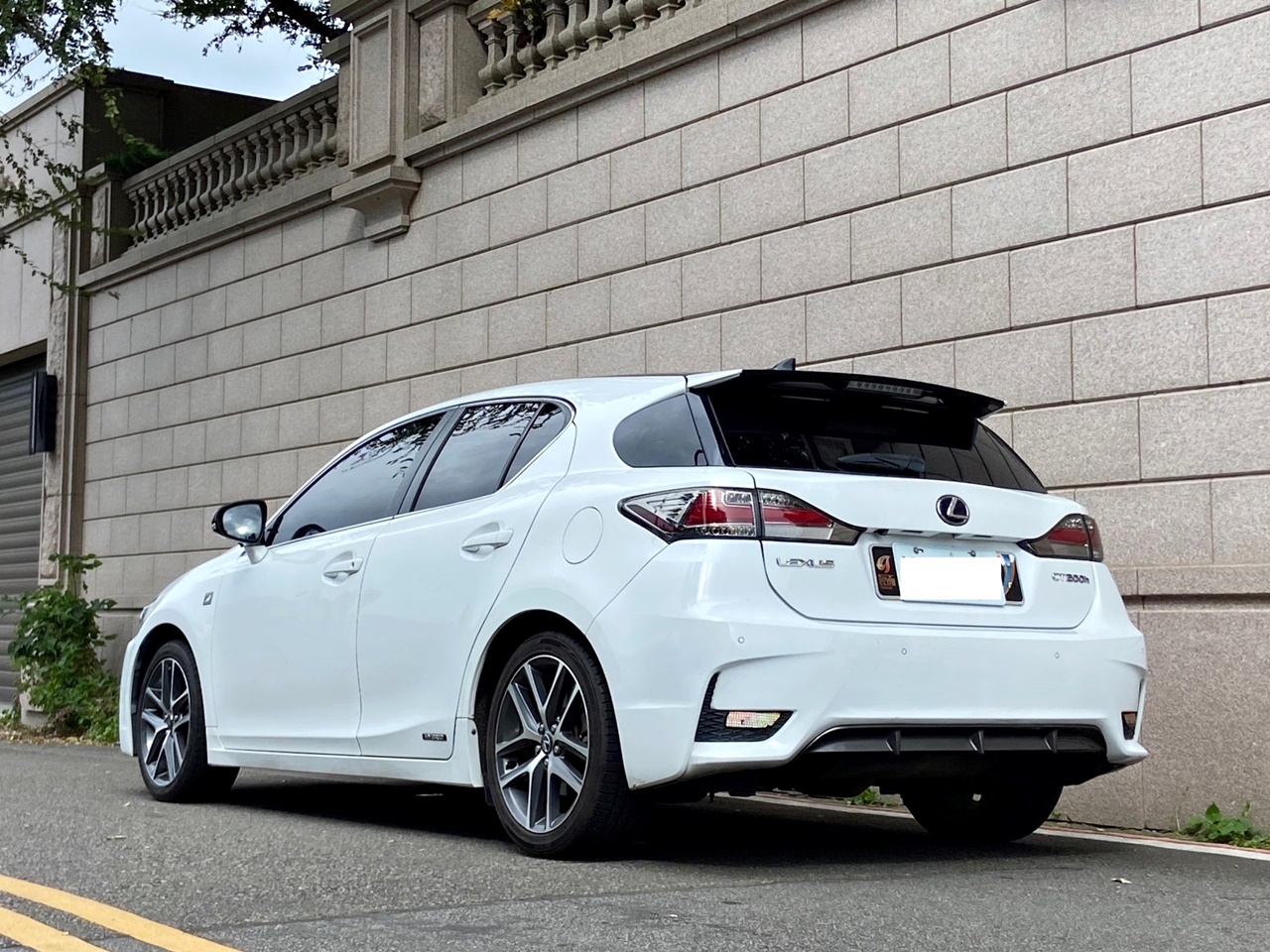 實車實價 FB搜尋【誠信小邱 專業中古車經理人】全額貸款低利率  第2張相片