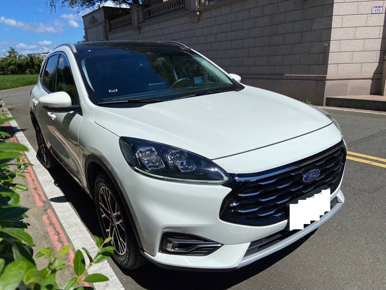 FB搜尋【誠信小邱專業中古車經理人】全額貸 免頭款 低利率 / 職軍貸優惠  第3張相片