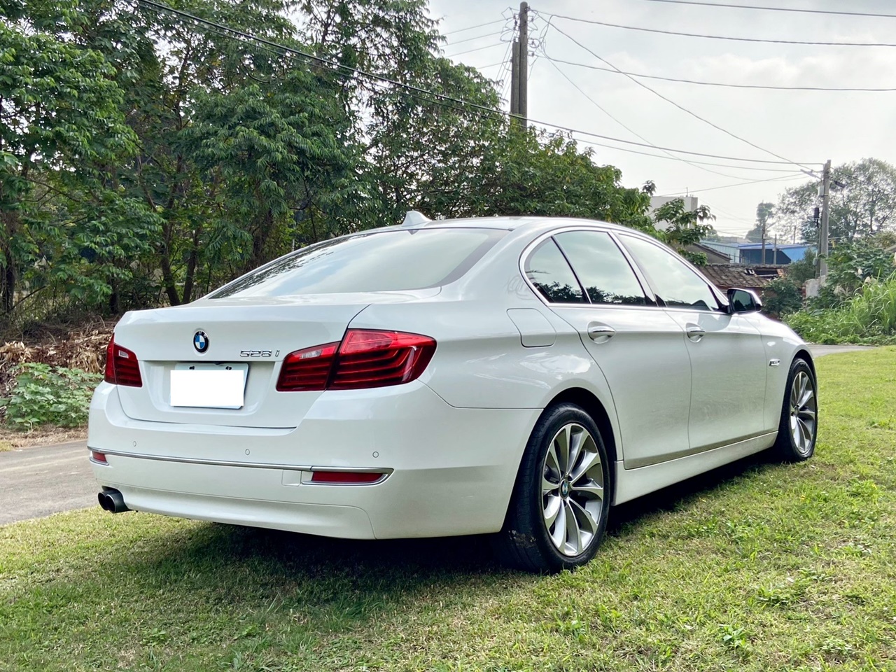FB搜尋【誠信小邱專業中古車經理人】全額貸 免頭款 低利率 / 職軍貸優惠  第4張相片