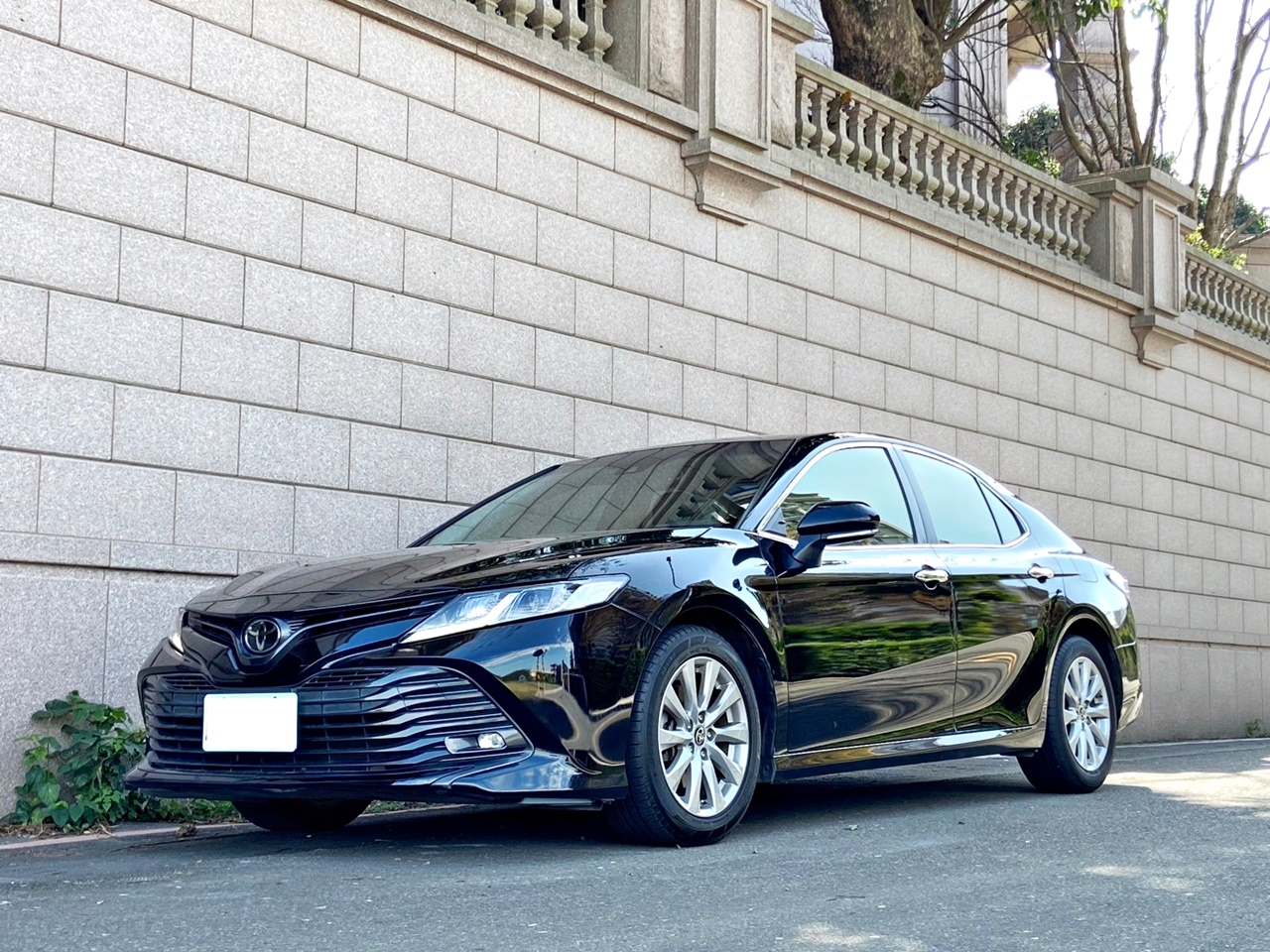 FB搜尋【誠信小邱專業中古車經理人】全額貸 免頭款 低利率 / 職軍貸優惠  第1張相片