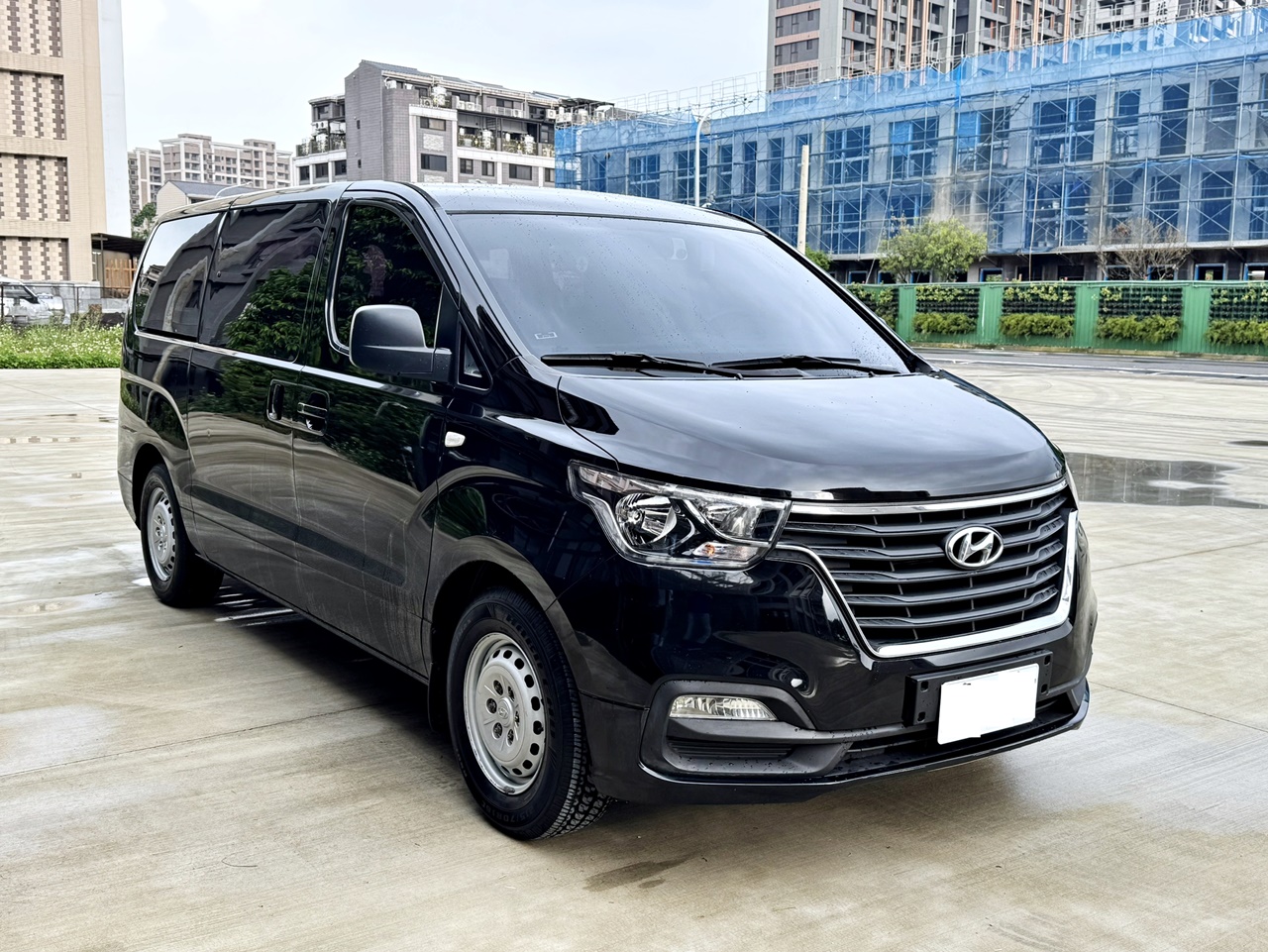 FB搜尋【誠信小邱專業中古車經理人】全額貸免頭款 原住民職軍身分貸款更優惠  第3張相片