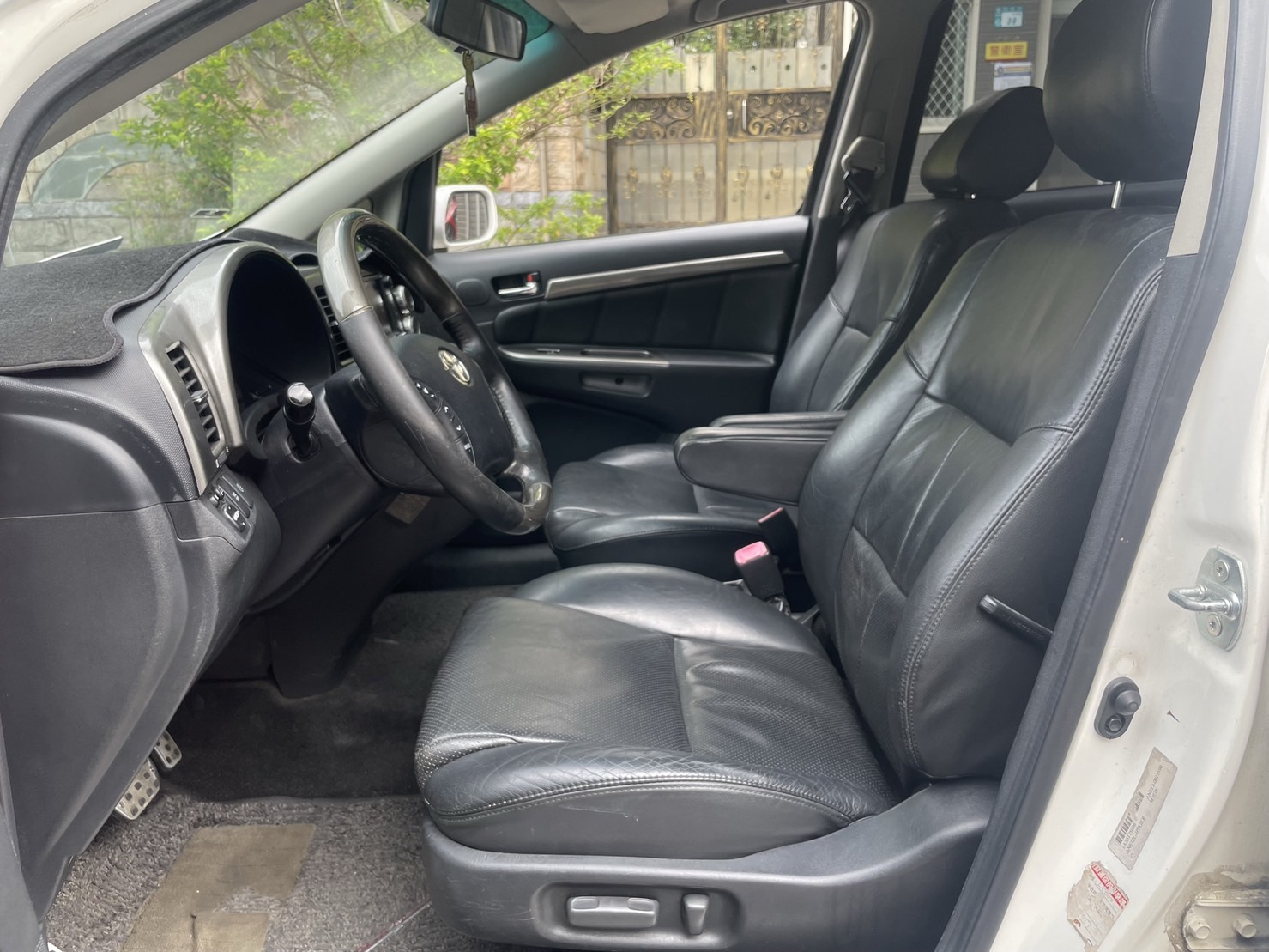 FB搜尋【小羅選車＿Luo.Car】桃園冠軍車商 用心經營 評論看得見 小羅0989129923  第2張相片