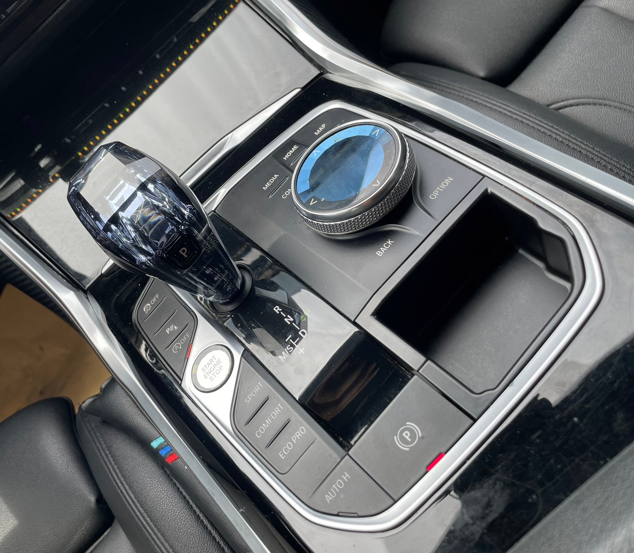 2019年 BMW 330i 2.0   第10張相片