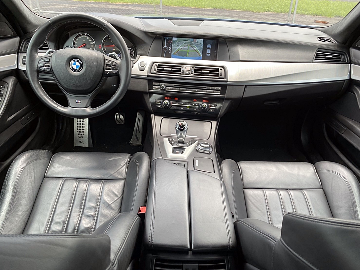 2012 BMW M5 4.4 跑9萬 v8雙渦輪增壓 560匹馬力 -潘先生 電話/Line:0982120974  	  第13張相片