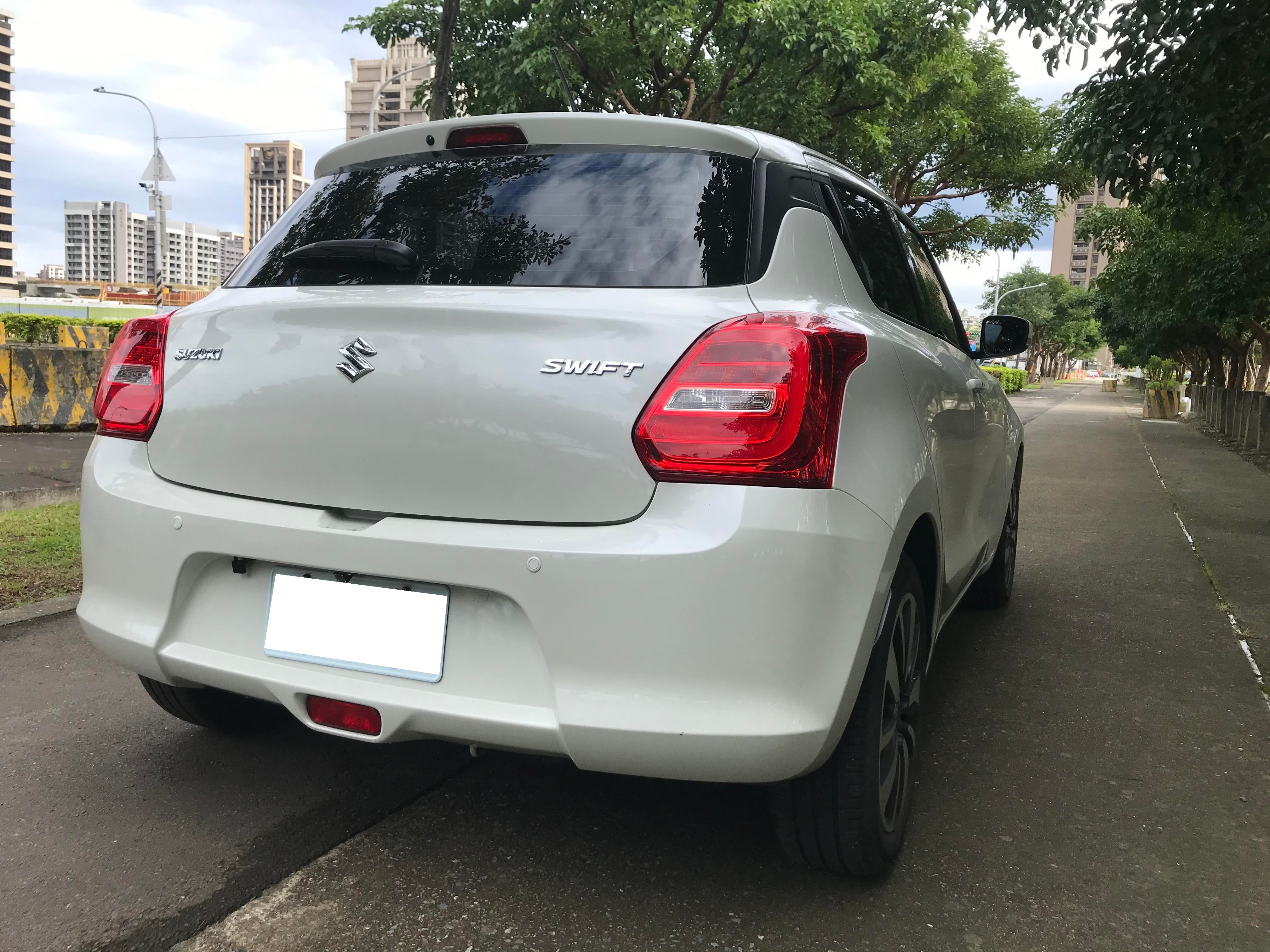 車況保證 , 可貸款 買車找杰森幫您節省時間及荷包 0972-040-808 杰森  第8張相片