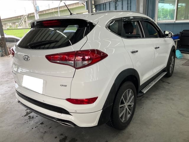 2018 HYUNDAI TUCSON 2.0L 魅力版 柴油 9.3萬公里 2WD NT$300,000  第2張相片