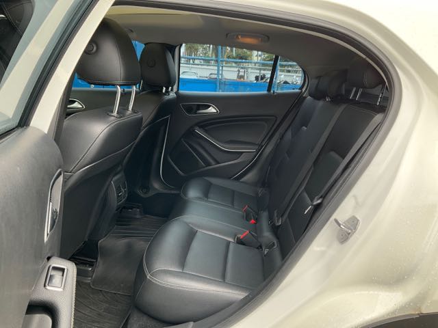 2018 Mercedes-Benz gla200 1.6l 8.1萬公里 NT$800,000 PT0974  第4張相片