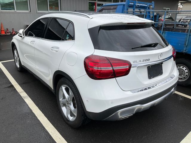 2018 Mercedes-Benz gla200 1.6l 8.1萬公里 NT$800,000 PT0974  第5張相片