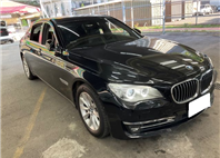 2014 BMW 大7油電 3.0L 12.5萬公里 2021年更換大電池 NT$280,000  第1張縮圖