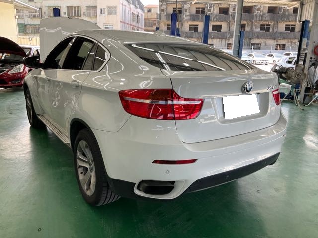 2011 BMW X6 3.0L 4WD 14.2萬公里 35I 天窗 汽油 NT$280,000  第9張相片