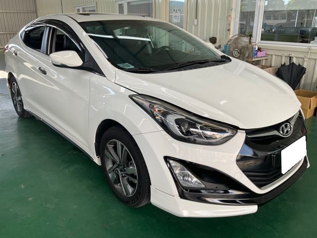 2015 現代 ELANTRA 1.8L 旗艦版 6.8萬公里 NT$210,000 PT0974  第1張相片