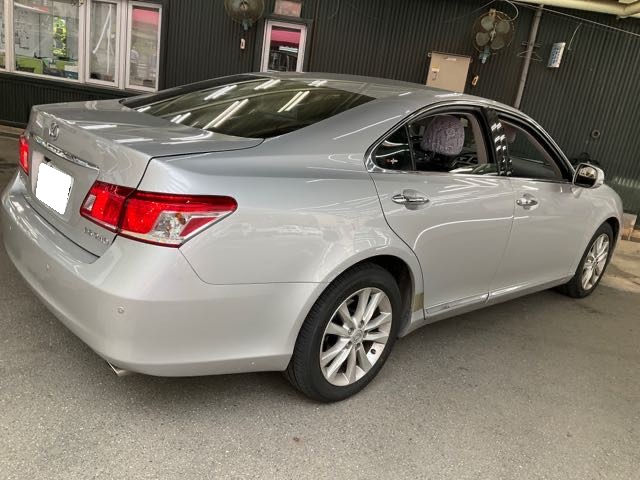 2011 LEXUS ES240 2362CC 7萬公里 稅金是2.0的級距 NT$210,000 PT0974  第9張相片