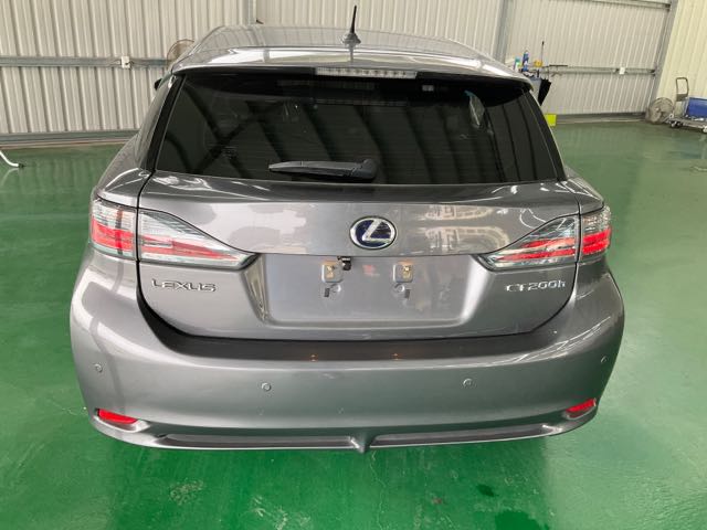 2013 LEXUS CT200H 1.8L 12.6萬公里 已更換原廠大電池 NT$290,000 PT0974  第2張相片