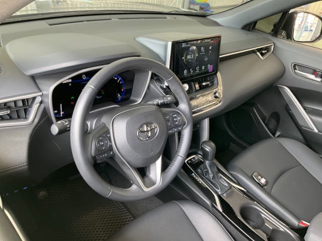 2022 TOYOTA COROLLA CROSS 1.8L 旗艦版 3.8萬公里 油電 NT$600,000  第8張相片