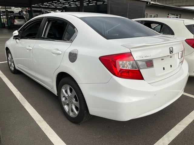 2016 HONDA CIVIC 1.8L VTI 5.1萬公里 NT$250,000  第2張相片